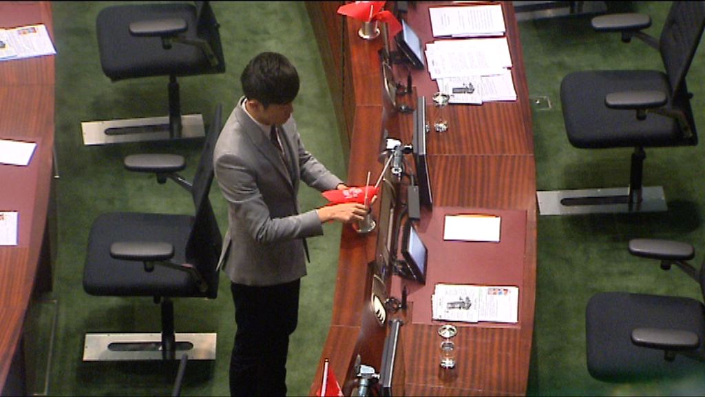 謝偉俊擬提動議罷免鄭松泰