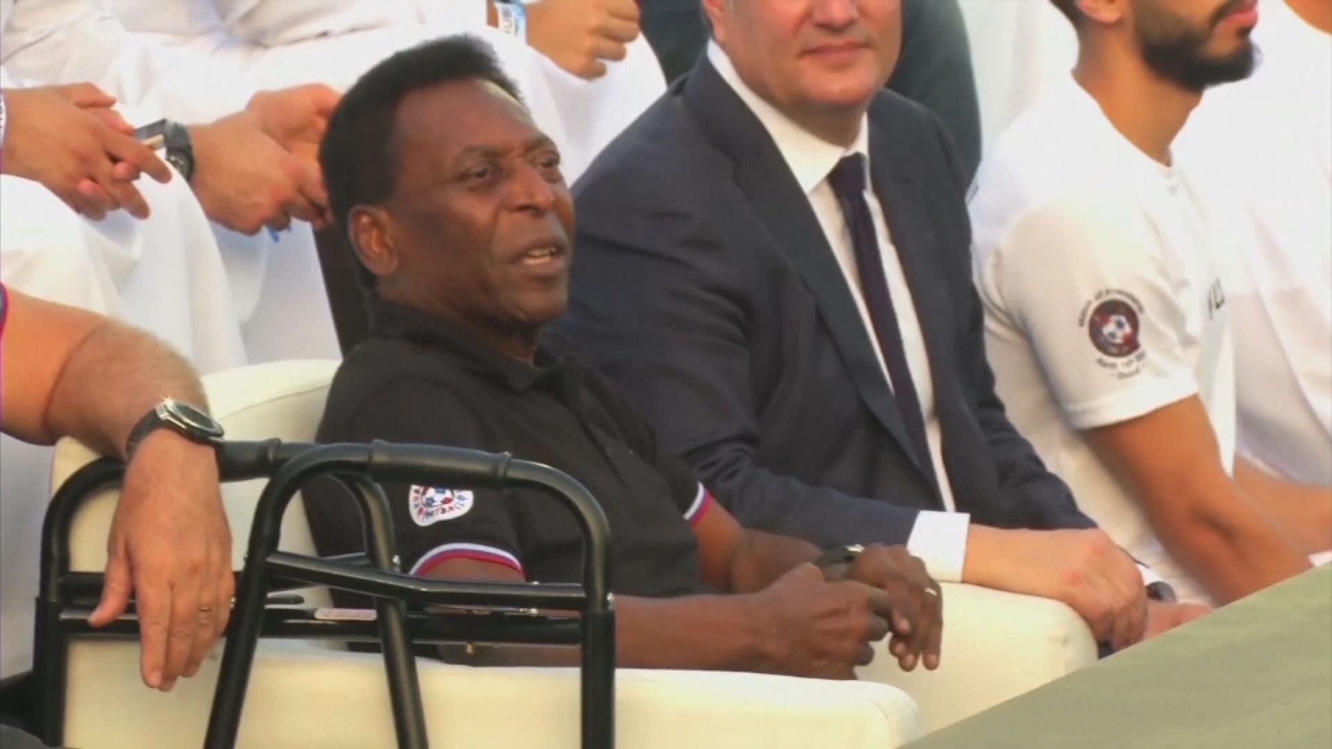 球王比利進行結腸腫瘤切除手術