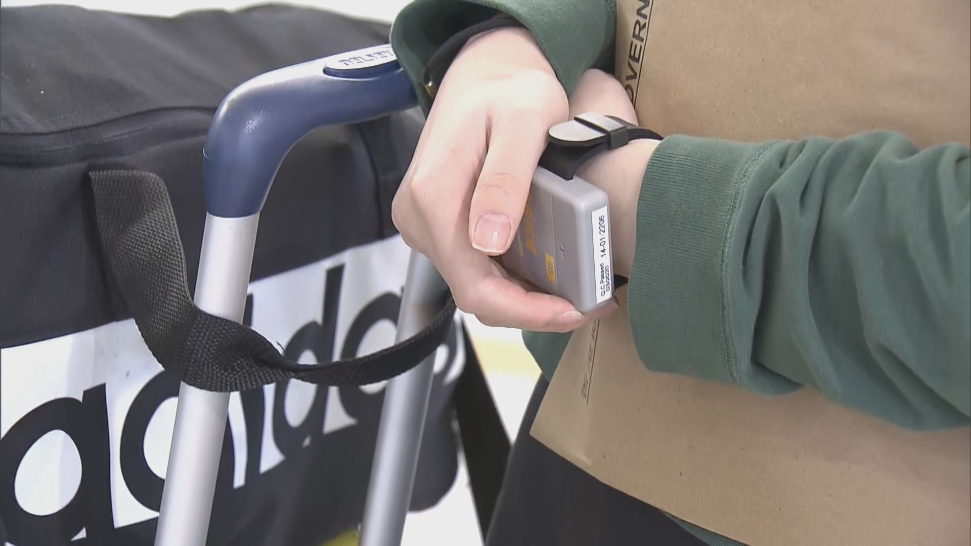 滯留秘魯港人乘專機抵港　病毒檢測呈陰性才可回家檢疫