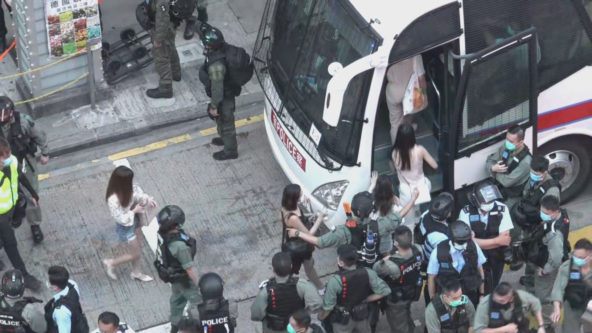 有市民在佐敦遊行反港區國安法　警方帶走超過五十人