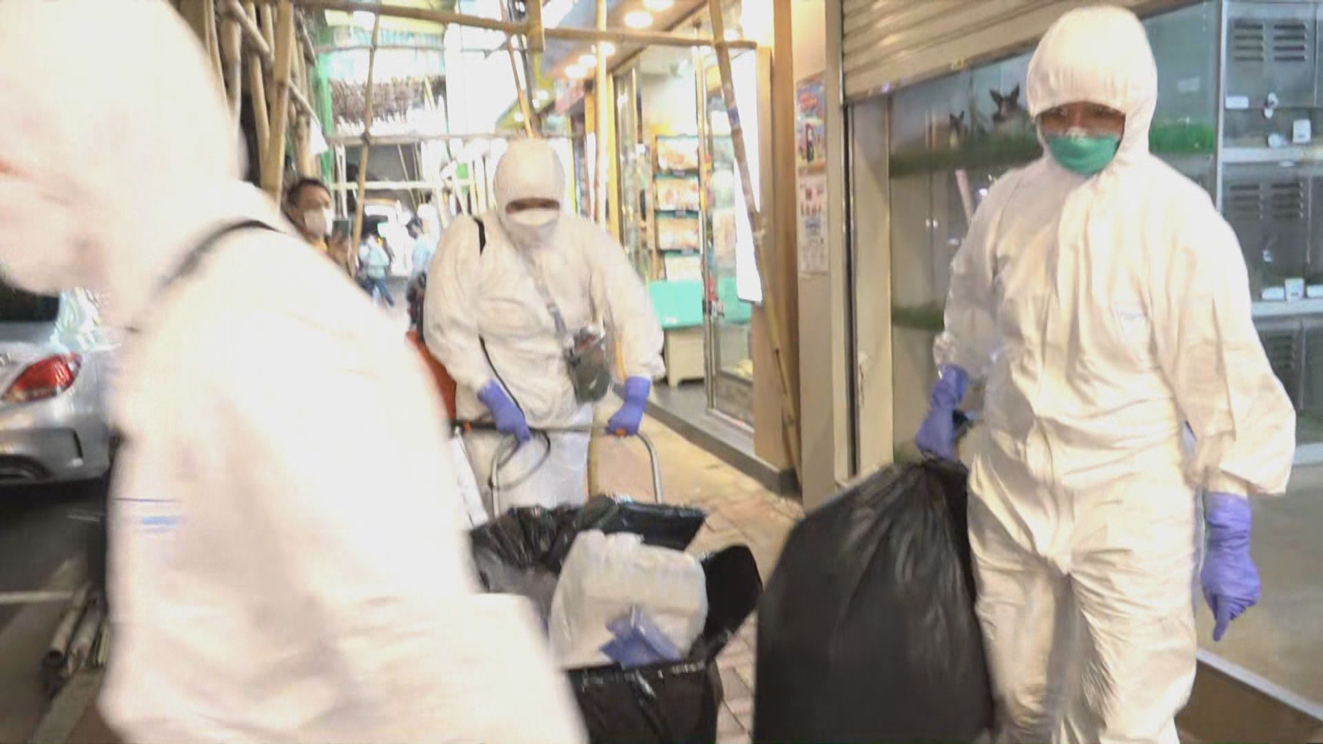 漁護署由Little Boss倉庫及分店檢走多個大型膠袋