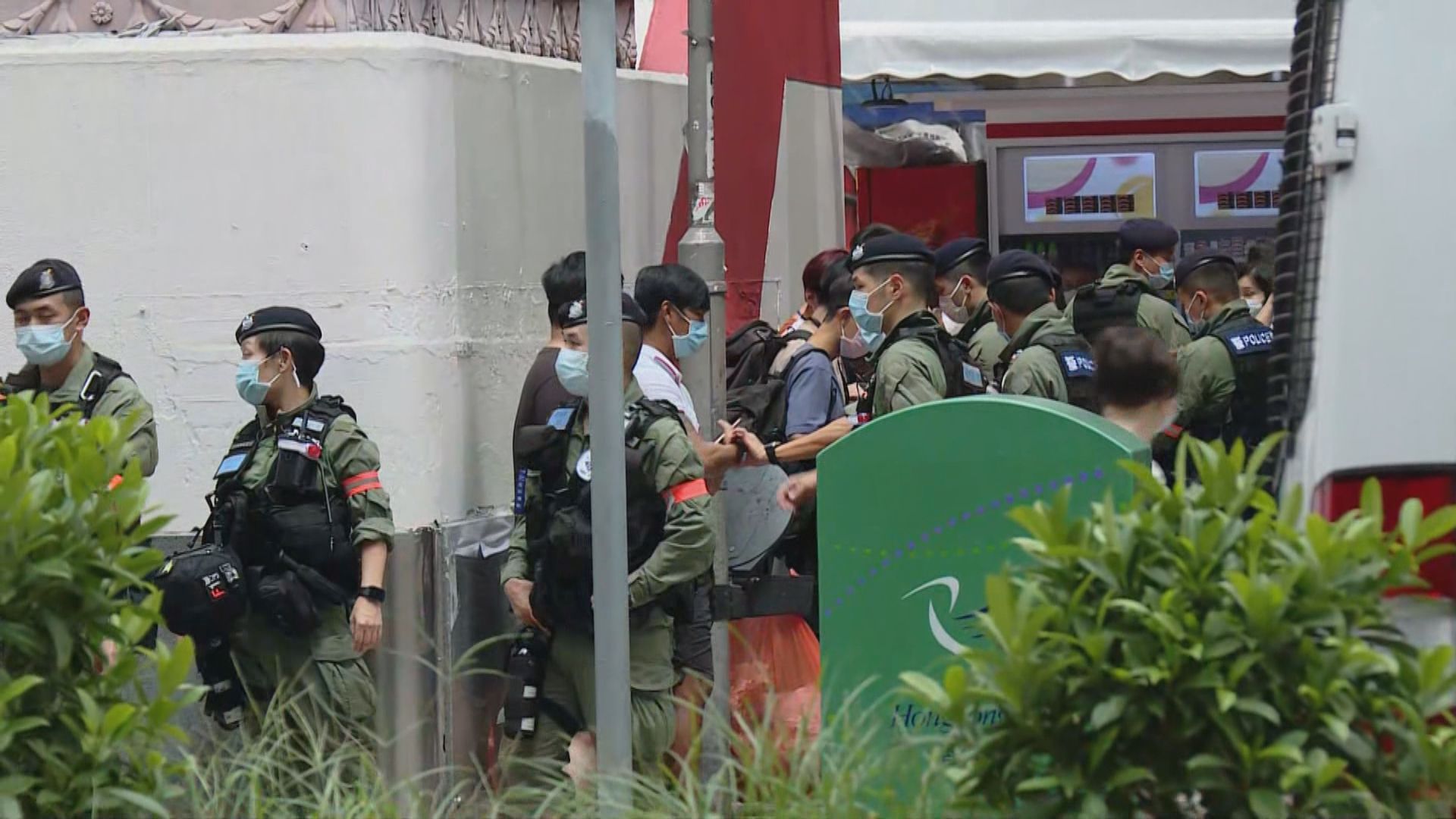 網民發起九龍遊行　警方旺角彌敦道加強警力截查