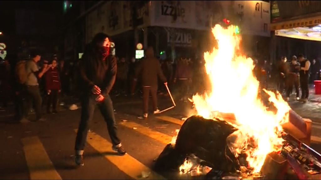 旺角騷亂清晨仍未平息　範圍擴大至花園街