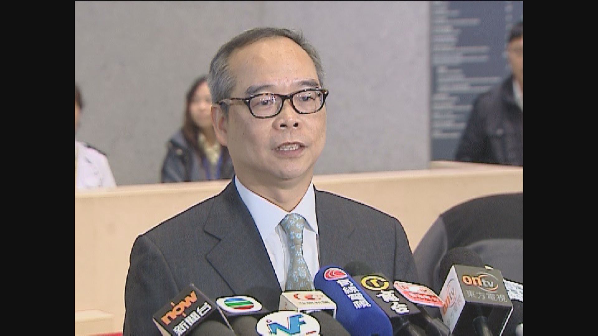 劉江華從政三十年　曾是民建聯的「三料議員」