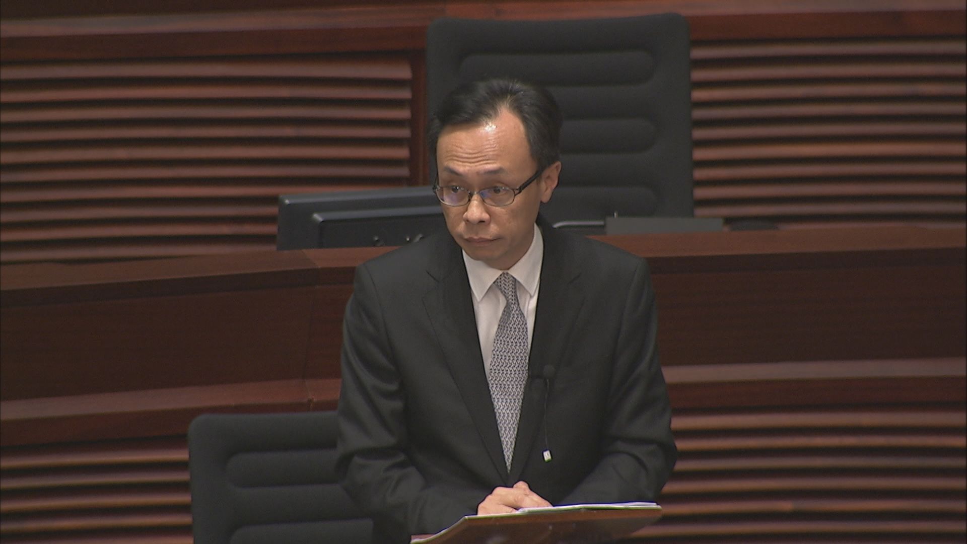 聶德權2017年脫公僕加入問責班子　深得林鄭信任