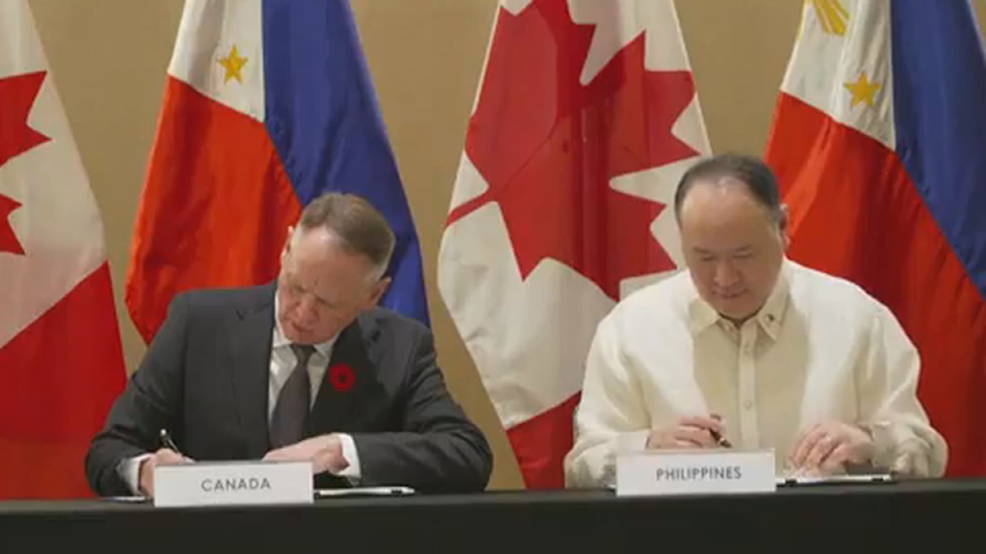 菲律賓和加拿大簽署軍隊互訪地位協定　被指抗衡中國在南海活動