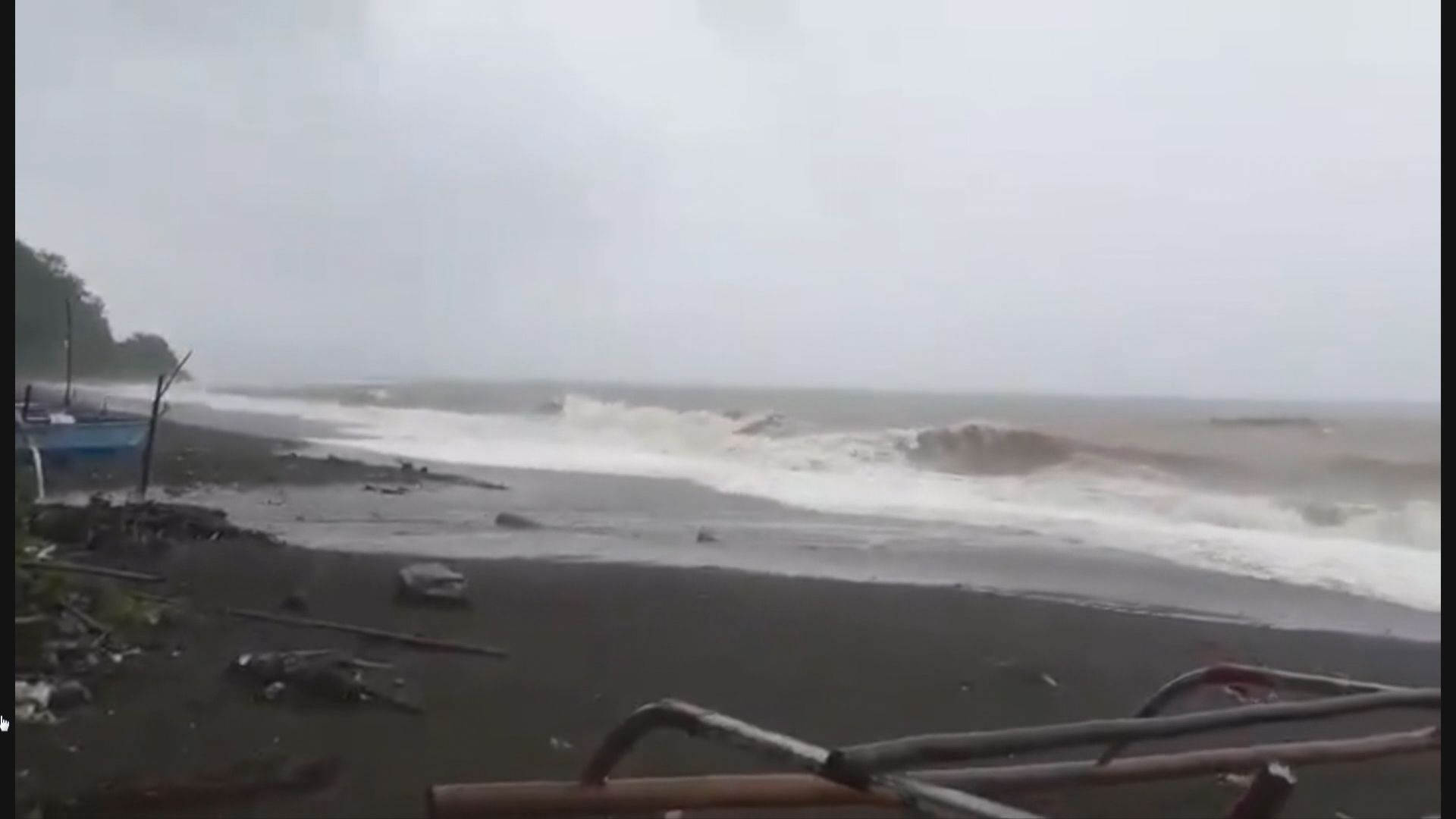 山竹逼近呂宋　菲律賓天氣轉壞