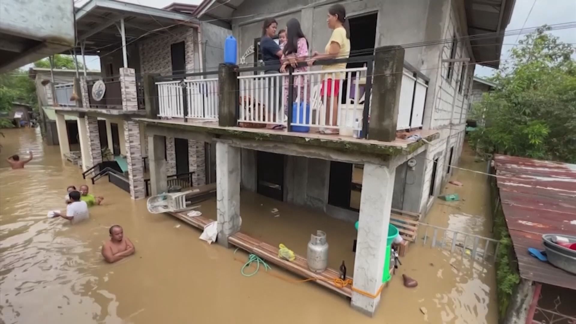 「奧鹿」吹襲菲律賓　最少六人死亡