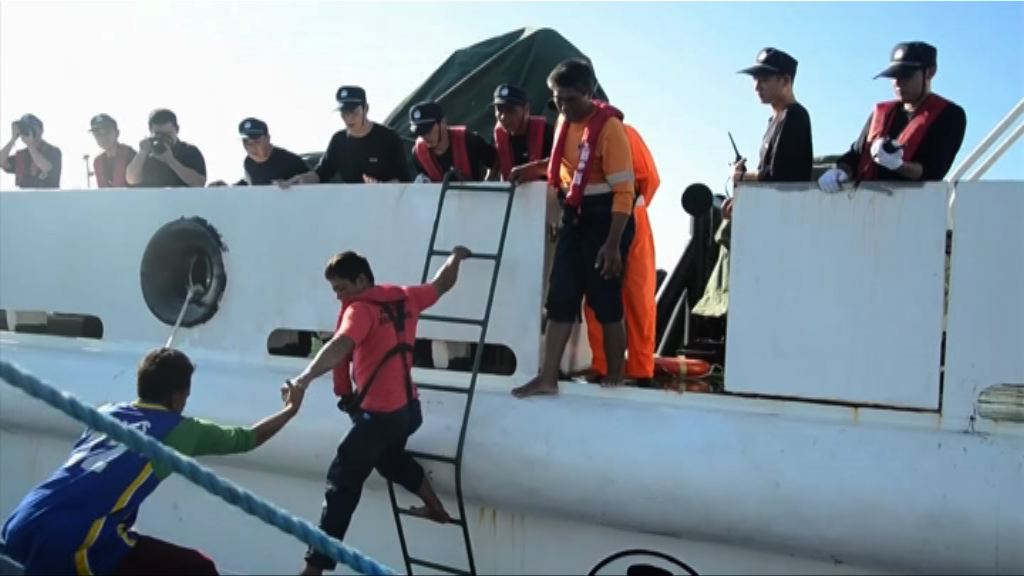 菲律賓接回兩名遇險獲救漁民