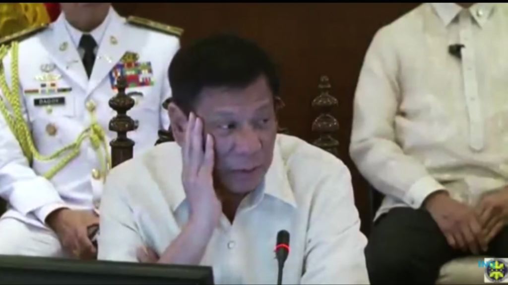 杜特爾特首次內閣會議　提南海時直播中斷