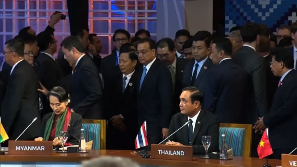 李克強：中方將堅定維護南海航行自由