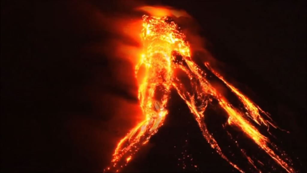 菲律賓馬榮火山爆發逾萬人疏散