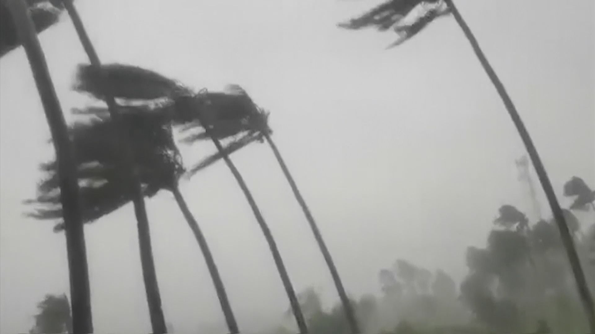 颱風「黃蜂」登陸菲律賓大批民眾疏散