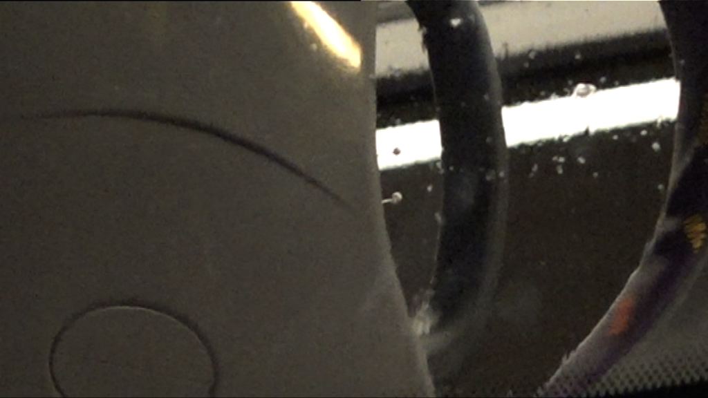 九巴及新巴座椅再發現有針一人傷