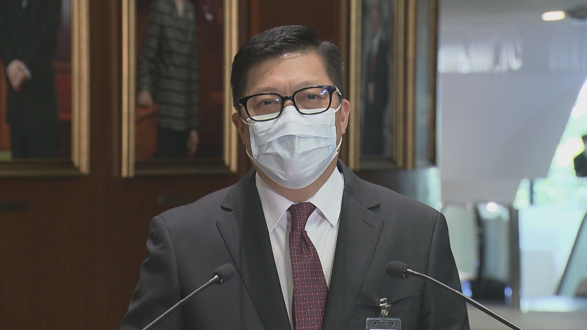 鄧炳強批評記協對不同政治傾向的人有不同做法