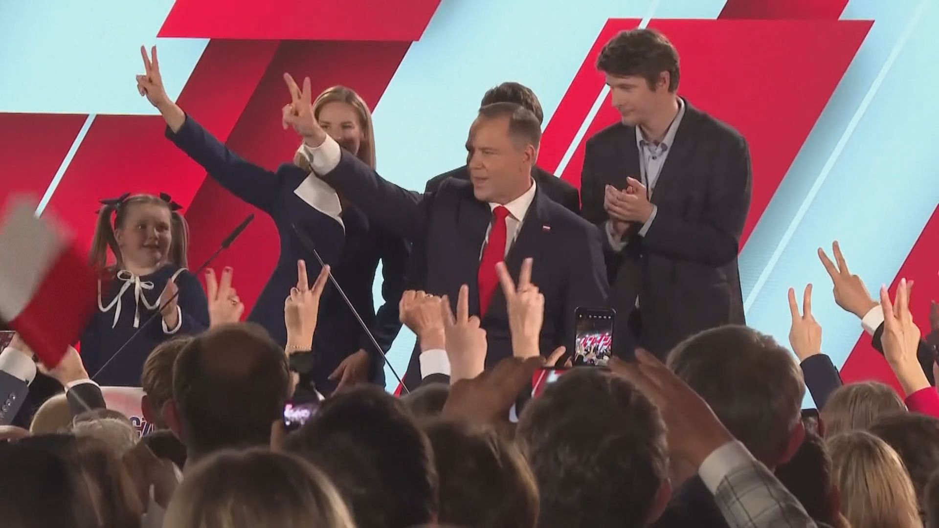 波蘭總統選舉　保守派險勝親歐派　料繼續陷入政治僵局