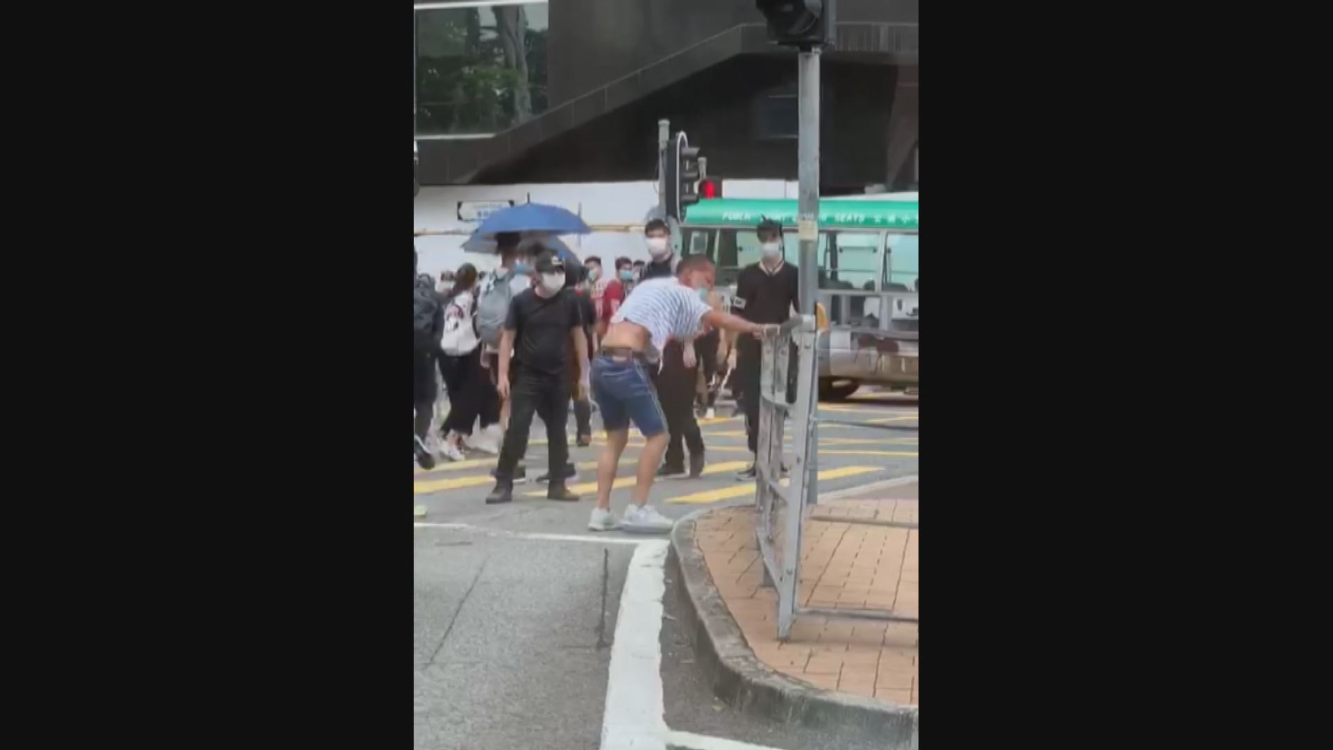 警方再拘一人涉與律師陳子遷遇襲有關