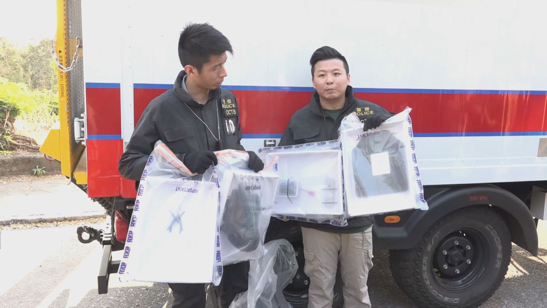 警屯門拘三男涉嫌試驗遙控爆炸裝置