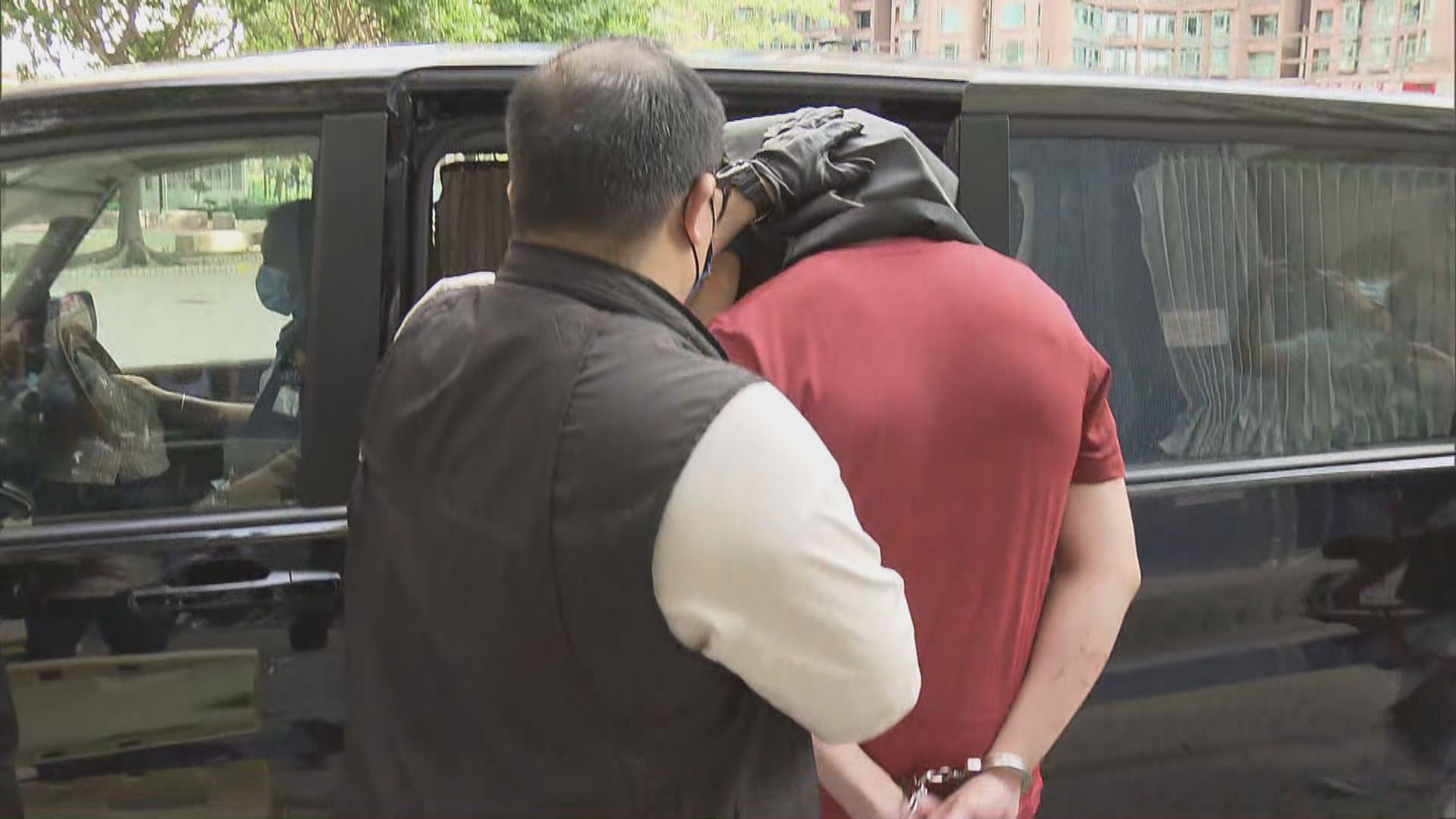 24歲男子涉禮賓府投擲易燃物　周一提堂