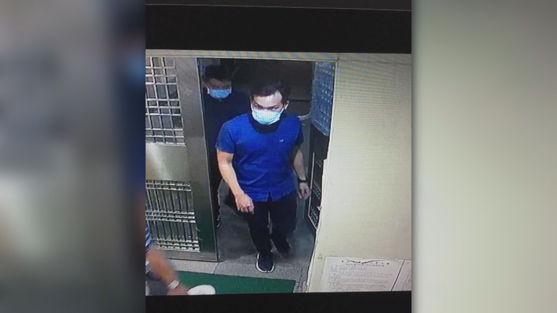 警方證實兩名警員曾到柴灣華裕閣調查