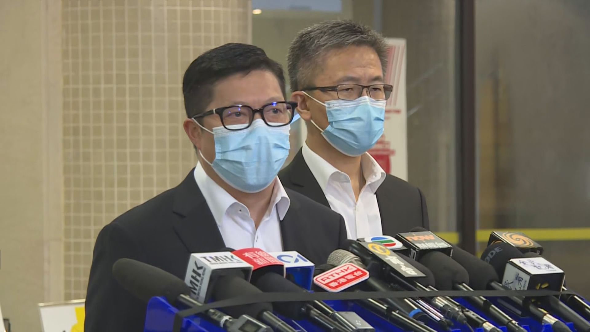 消息：銅鑼灣遇襲警員已完成手術　刀傷傷及肺部