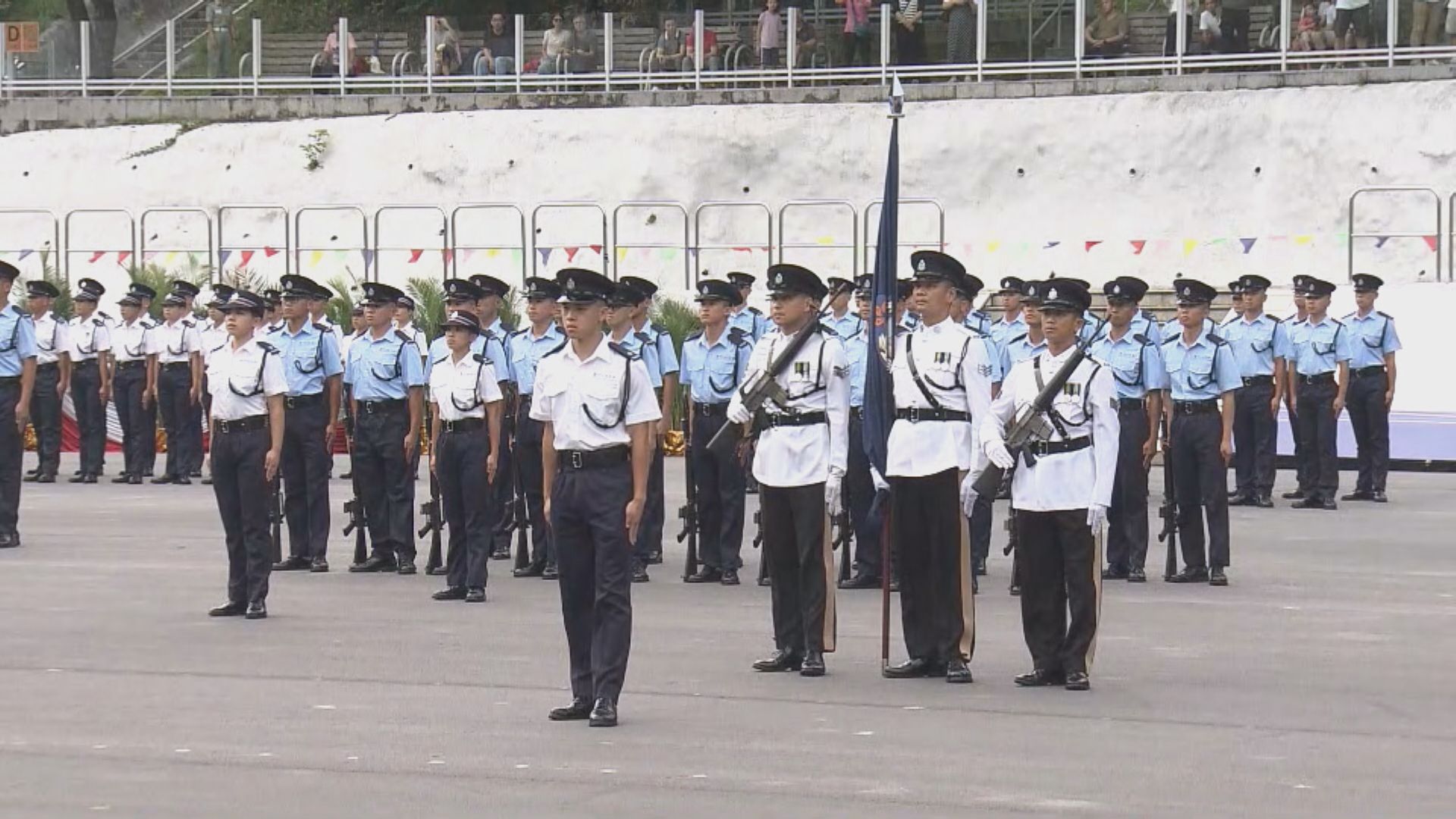 蕭澤頤指調整警隊入職要求後 對招募情況感到樂觀