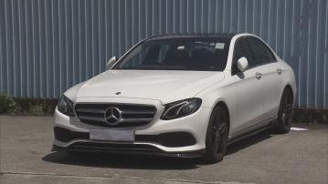 警方筲箕灣打擊白牌車　拘兩本地司機