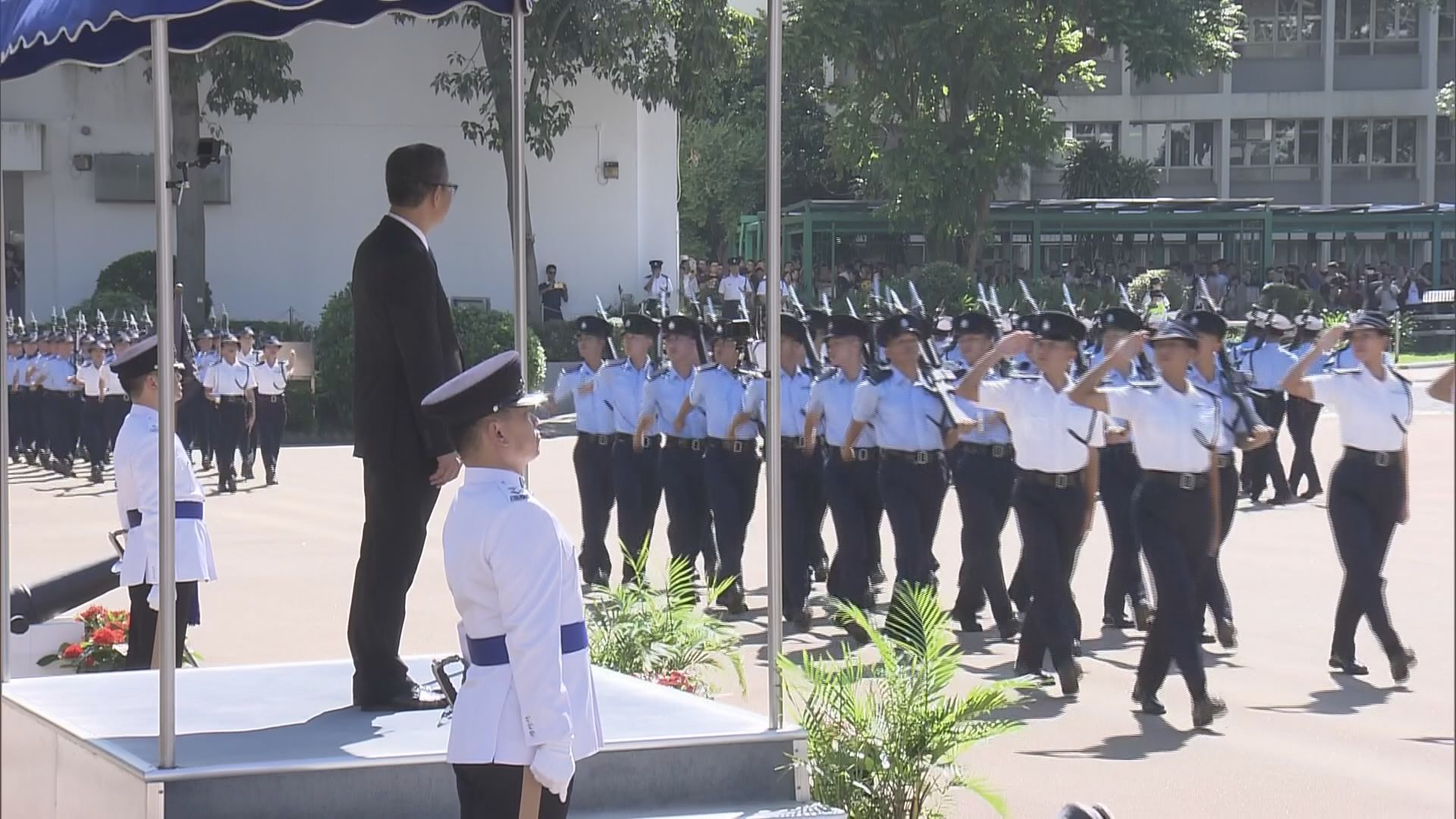 陳茂波：近年警隊面對不公道的批評