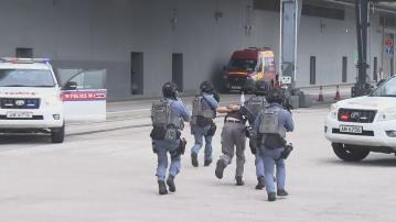 跨部門反恐演習在啟德郵輪碼頭舉行　警方表示本港恐襲風險維持中度