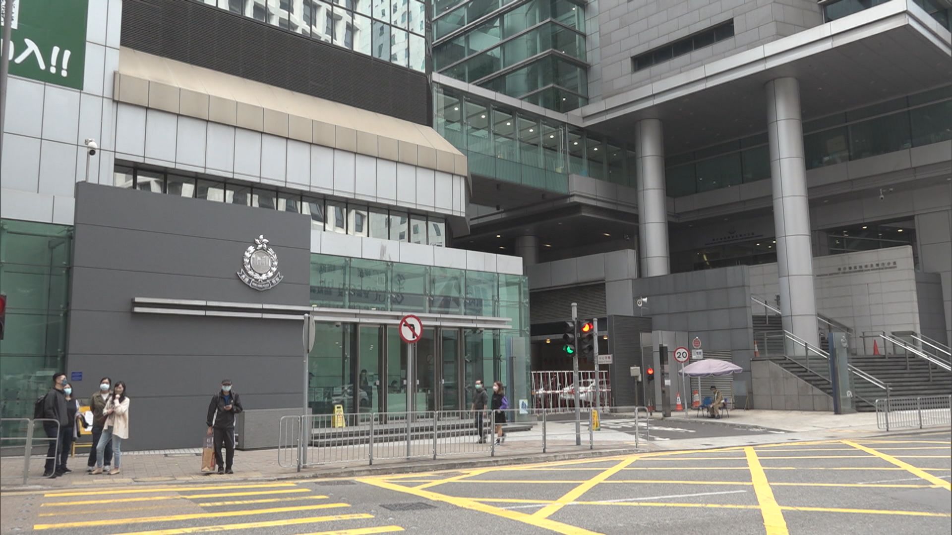 警拘三人涉上周尖沙咀麼地道表行劫案