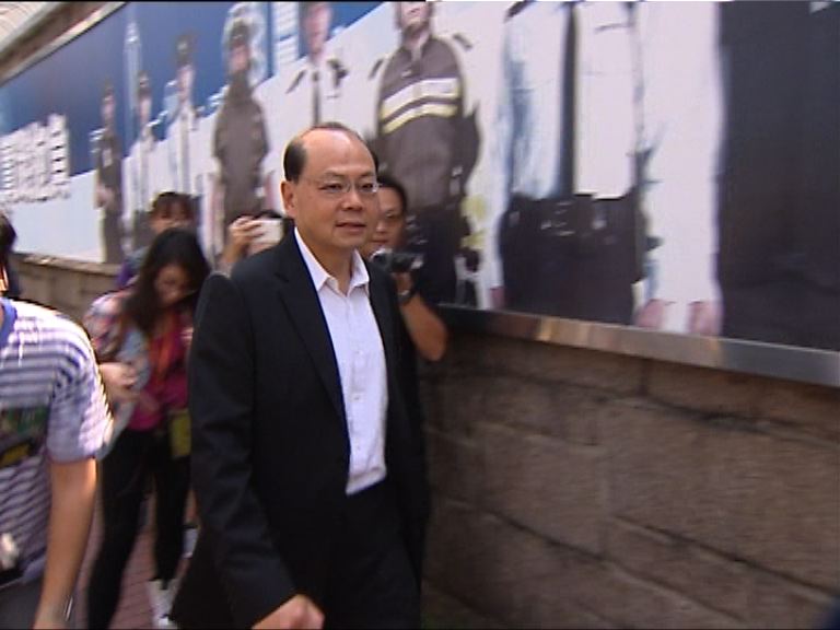 曾偉雄拒評七警涉毆曾健超案