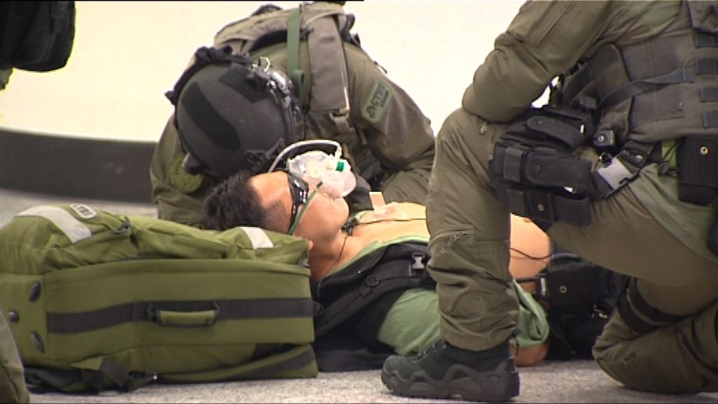 港鐵金鐘站四百人參與反恐演習