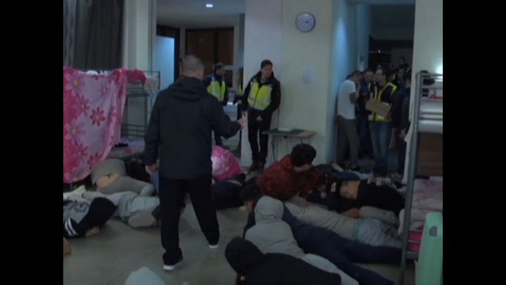 三地警方聯手搗破電話騙案集團