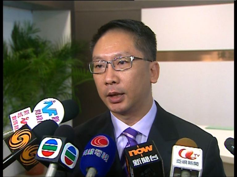 袁國強否認拖延七警案