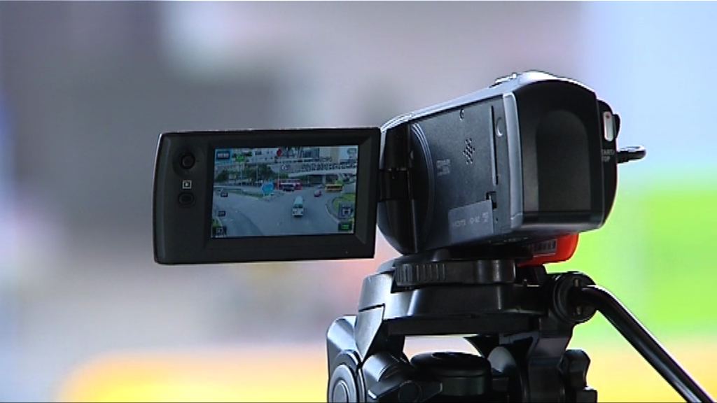 警方試行以攝錄機在迴旋處協助執法