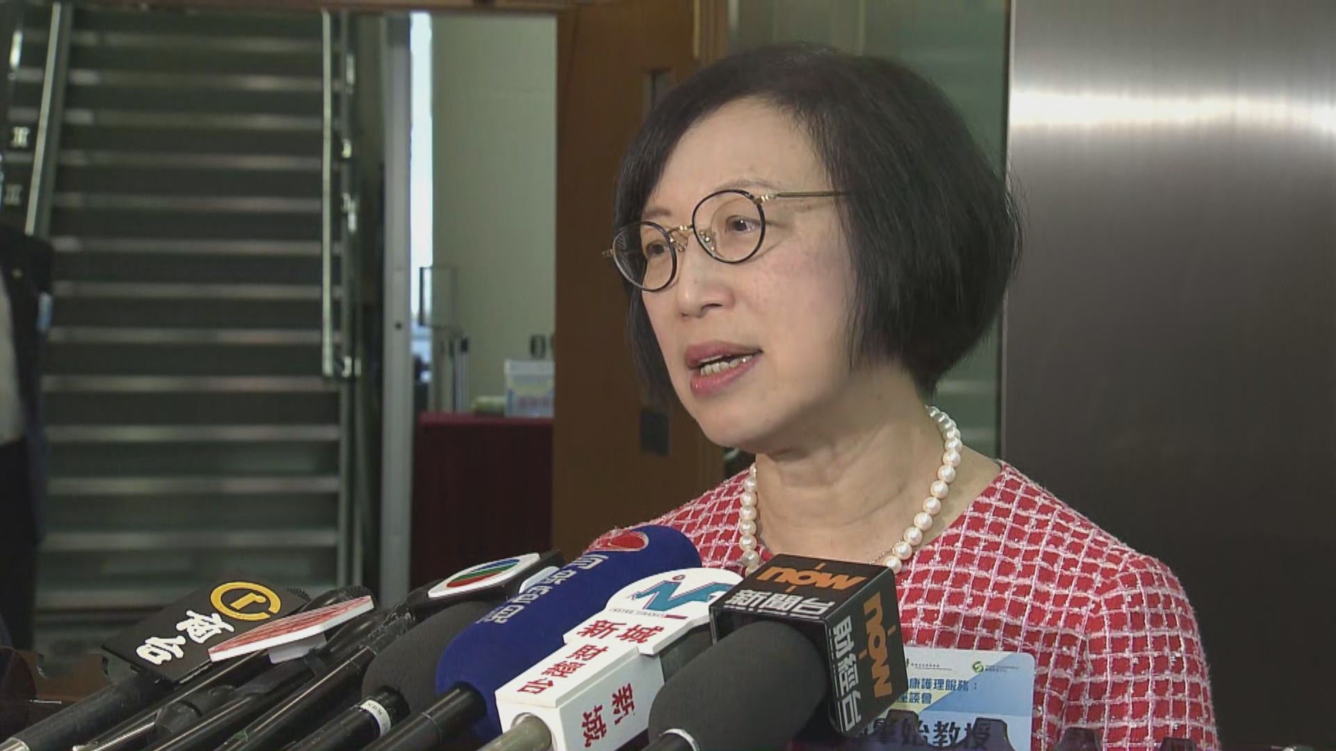 陳肇始：食環署將嚴厲檢控違規人士