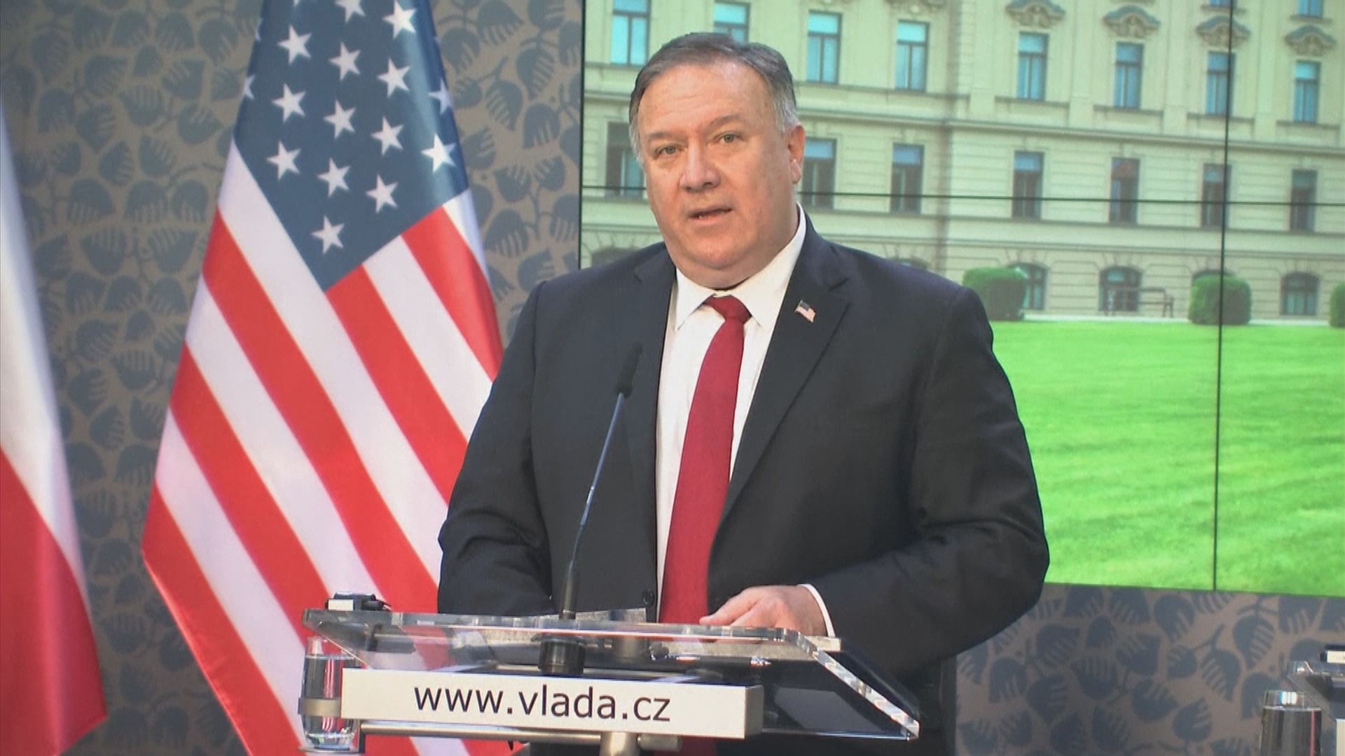 蓬佩奧：中共用前蘇聯未有過的方式插手西方國家政經