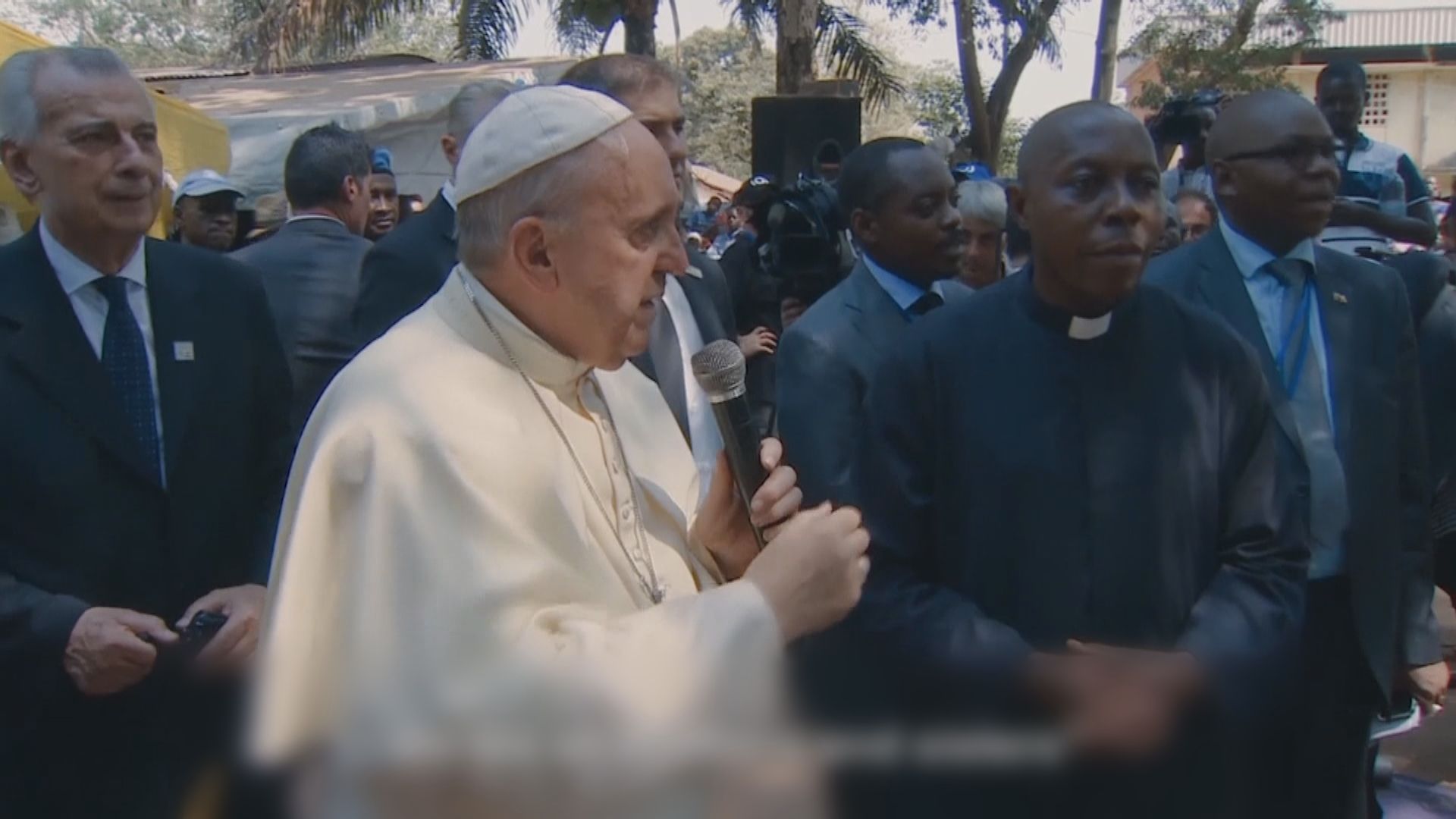 教宗方濟各贊成制定民事結合法保障同性伴侶