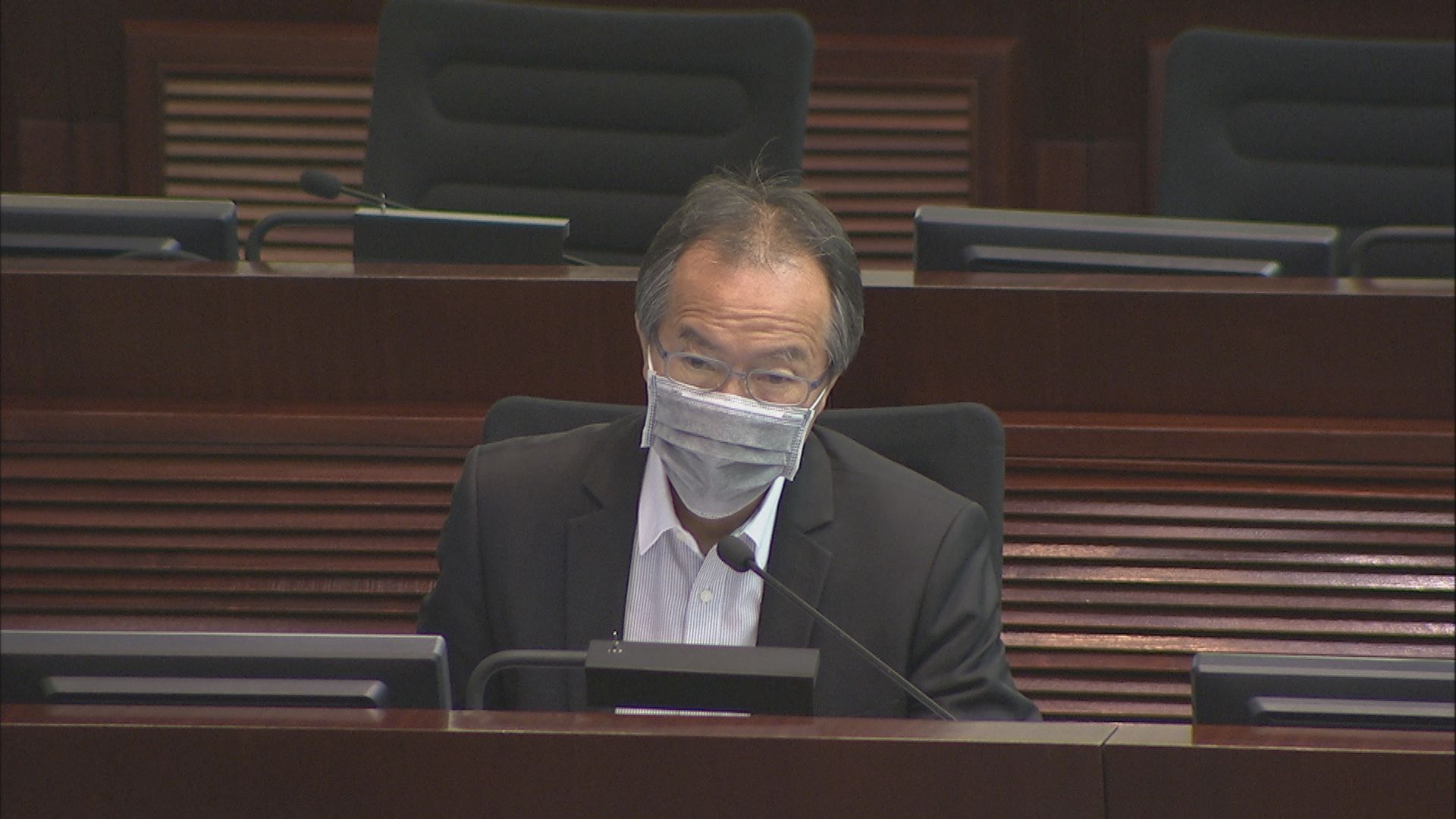 【兩電凍結電費】議員指燃料費隨燃料價格浮動　憂淨電價日後上升