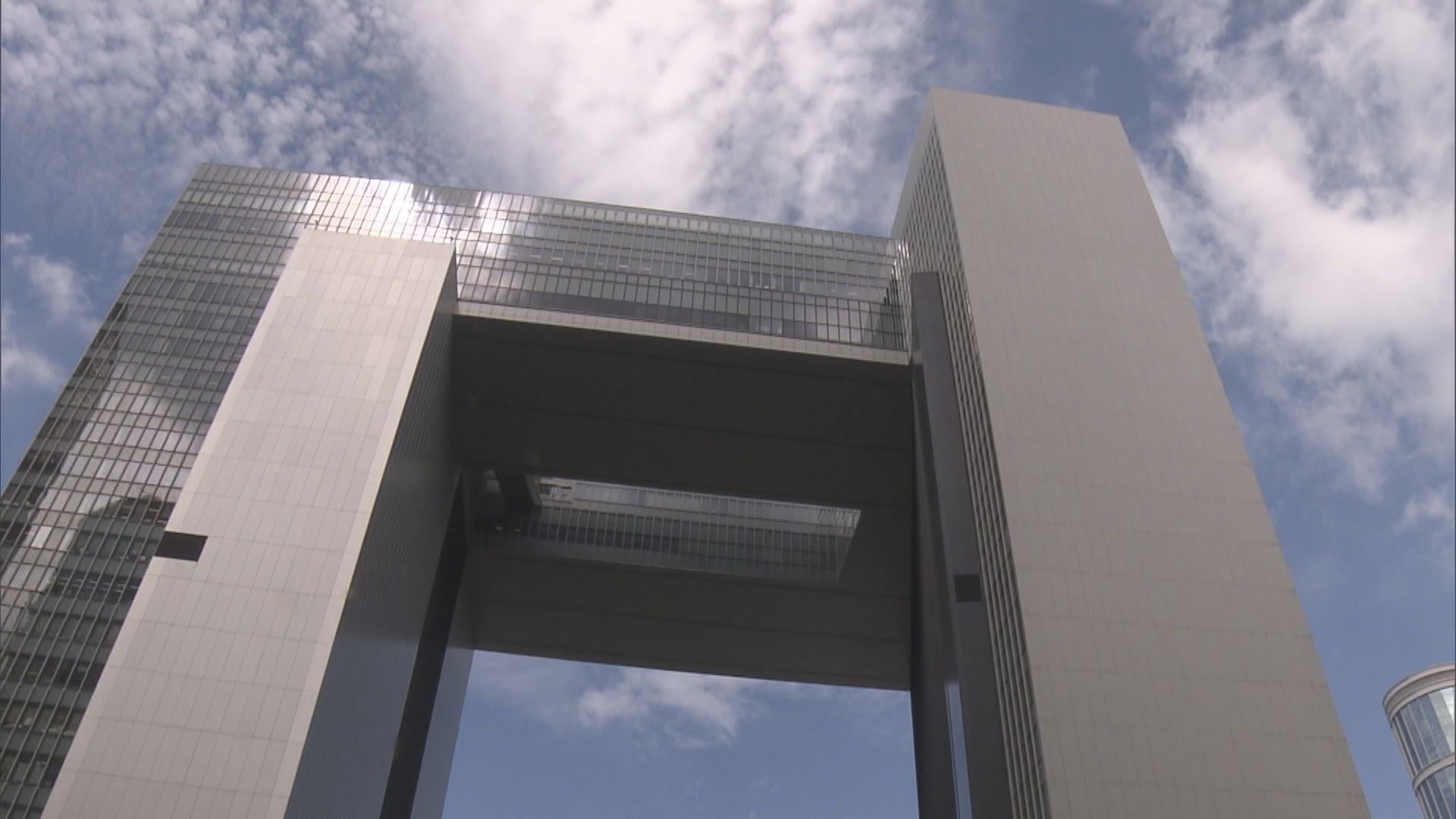 政府延長本年度未用電費補貼和紓緩金至明年年底