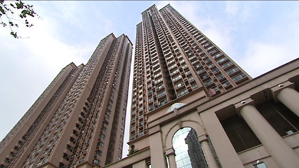 【樓價走勢難測】市民入市宜衡量兩大風險