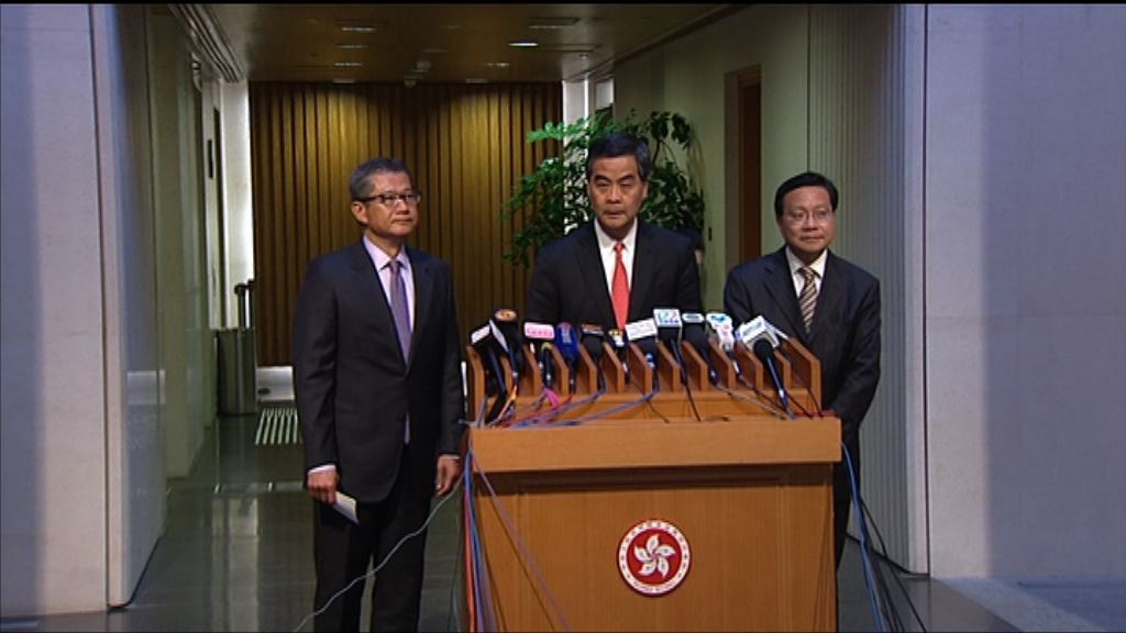 【堵一約多伙漏洞】梁振英：不能對樓市繼續泡沫化掉以輕心