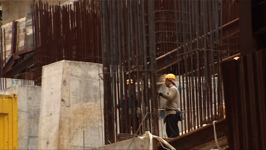 分析籲恢復公開拍賣私人土地