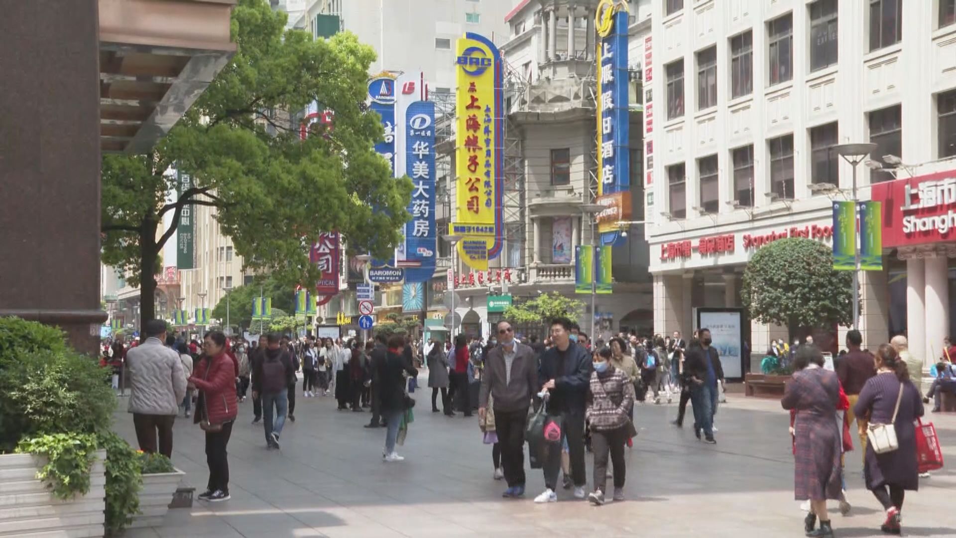 彭博引消息：內地當局正討論入境檢疫改為「2+5」　曾國衞：未有聽聞