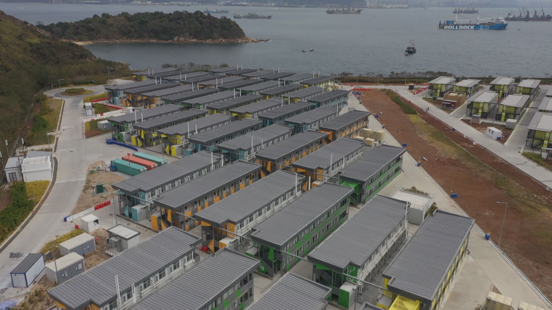 一名男子擅自離開竹篙灣檢疫中心　其後不適送院治療