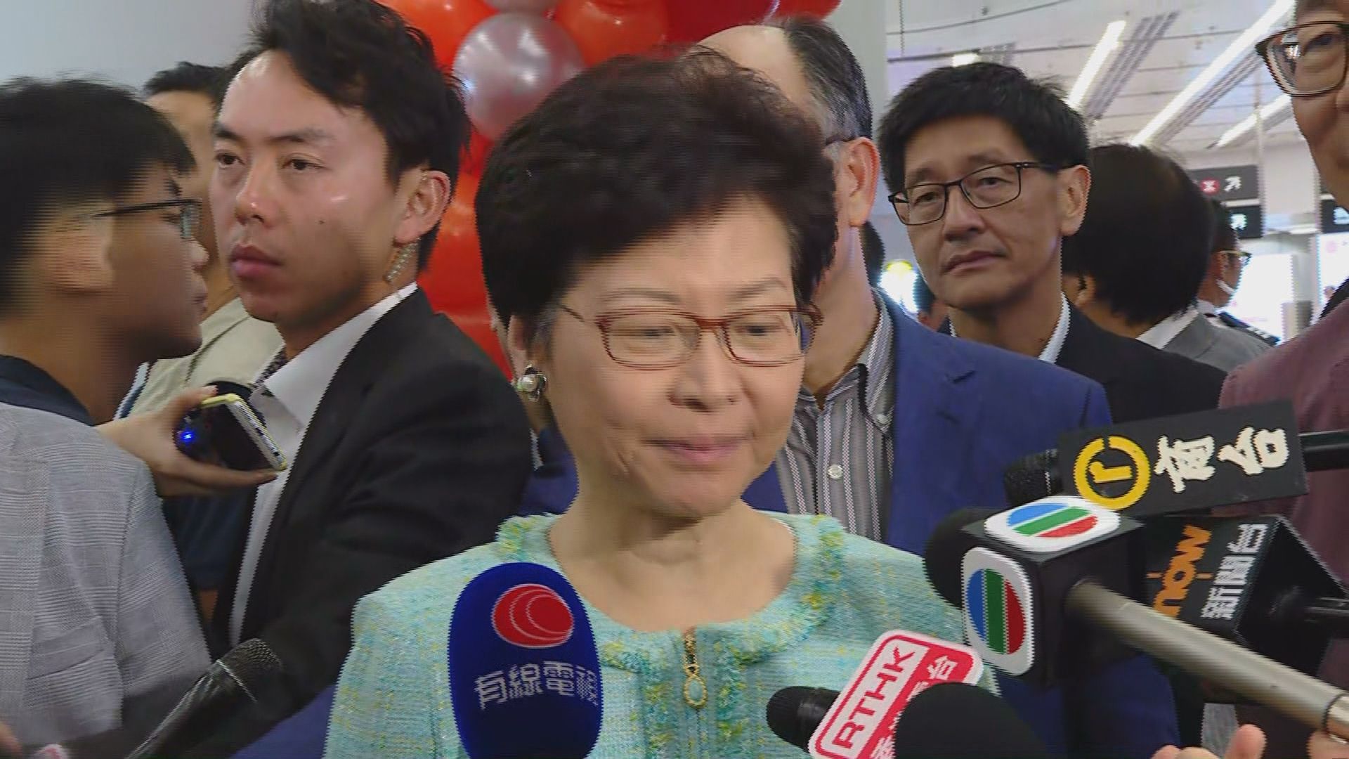 林鄭月娥對高鐵香港段首日運作整體感滿意