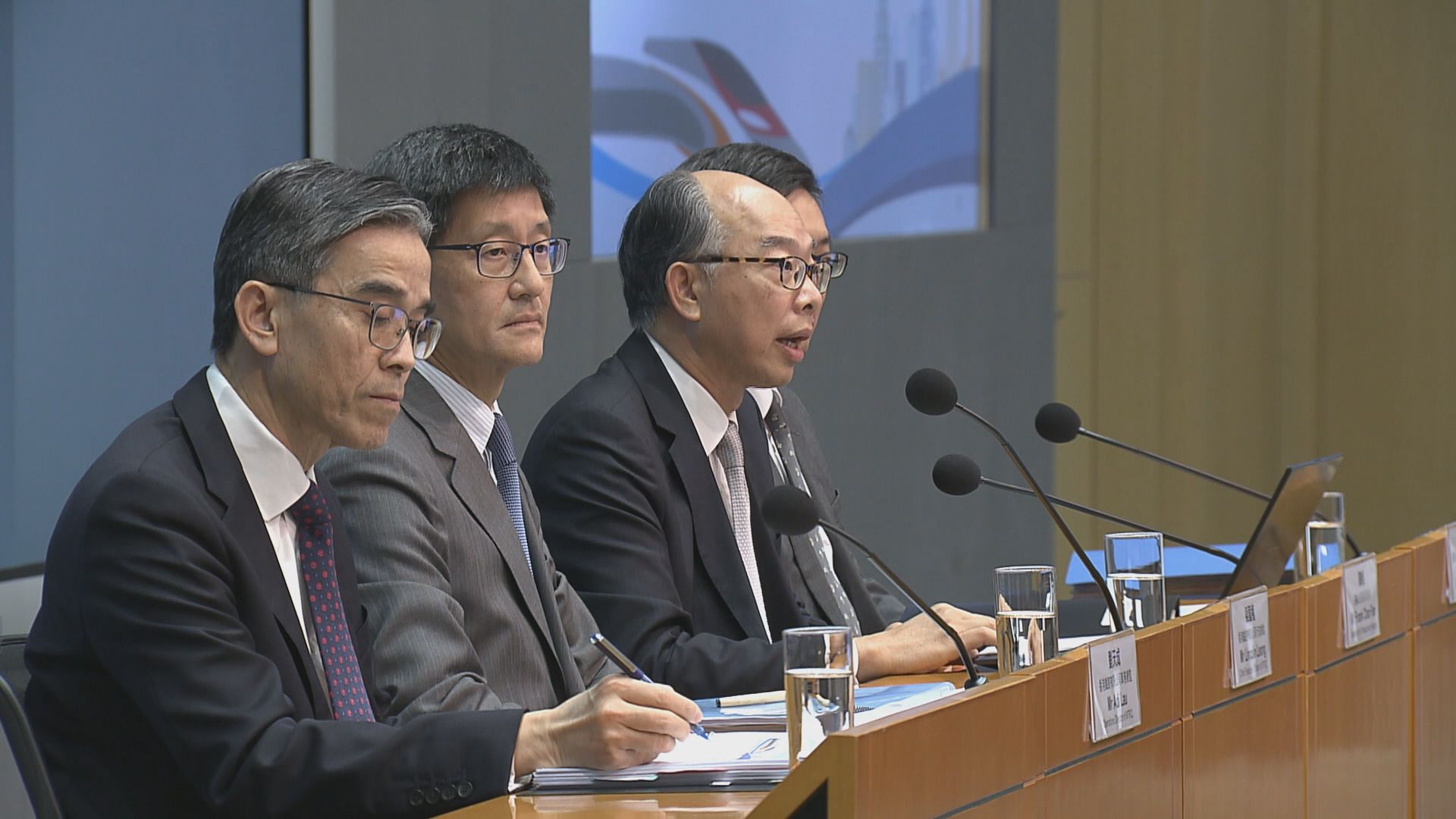 港鐵料高鐵通車首年日均載客量達八萬人次