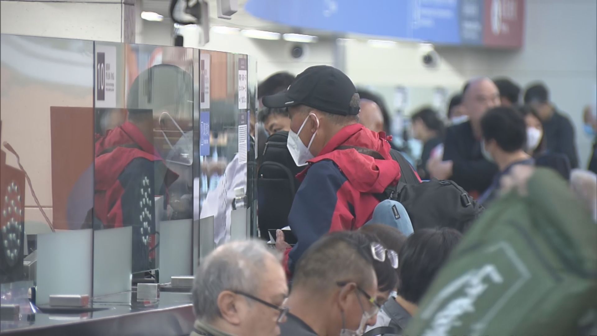 高鐵跨省長途列車票即日起開售　全日1500張籌一早派完