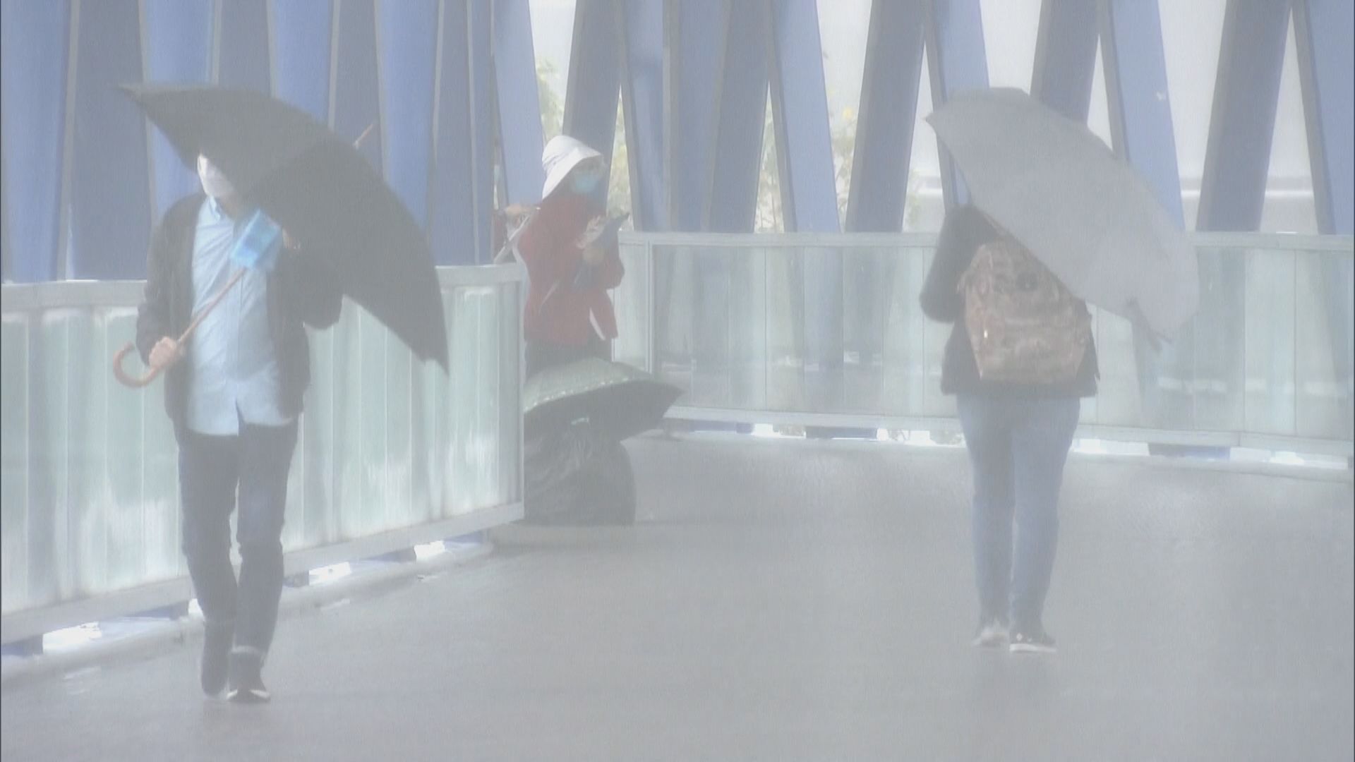 天文台發出黃色暴雨警告