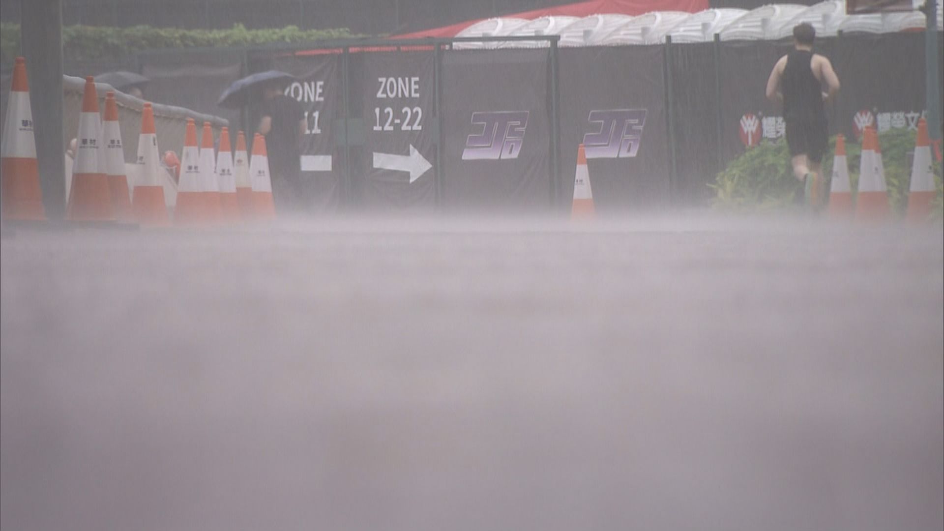 天文台今年首發黃雨　屯院急症室水浸服務一度受影響
